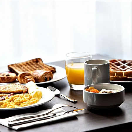 Hampton By Hilton Toulouse Airport