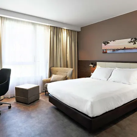 Hotel Hampton By Hilton Toulouse Airport Blagnac