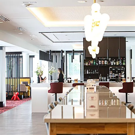 Hotel Hampton By Hilton Toulouse Airport