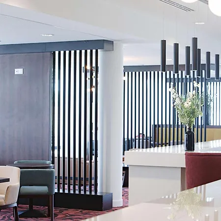 Hampton By Hilton Toulouse Airport Hotel 3*