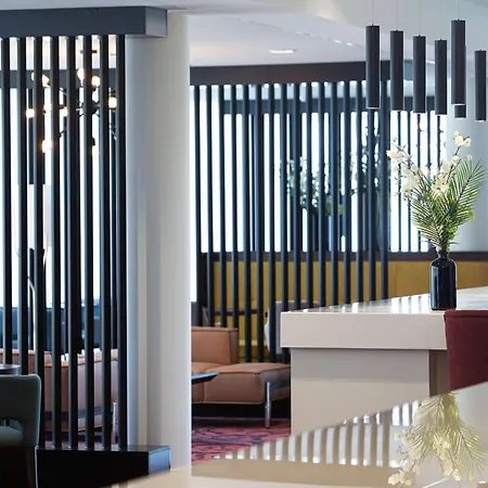 Hotel Hampton By Hilton Toulouse Airport 3*