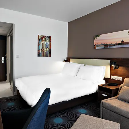 Osko Toulouse Aéroport 3*