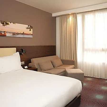 Osko Toulouse Aeroport Hotel Blagnac