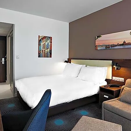 Osko Toulouse Aeroport 4*