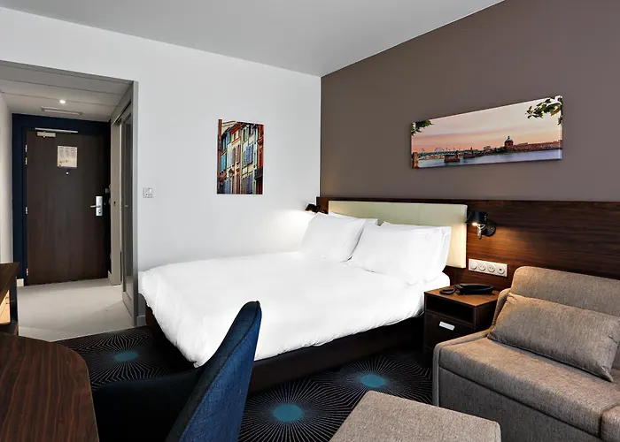 Osko Toulouse Aéroport 3*