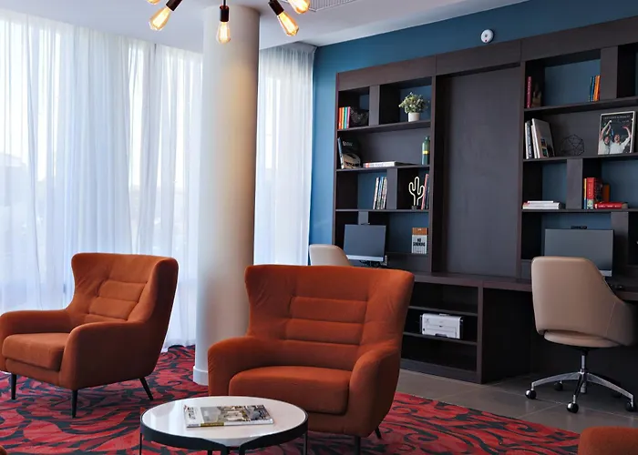 Osko Toulouse Aeroport Hotel 3*